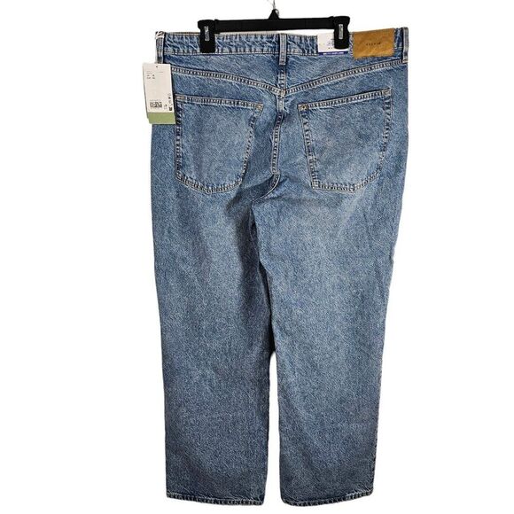 NWT Women's H&M Wide Leg Ultra High Jeans Size 18 - Picture 2 of 8